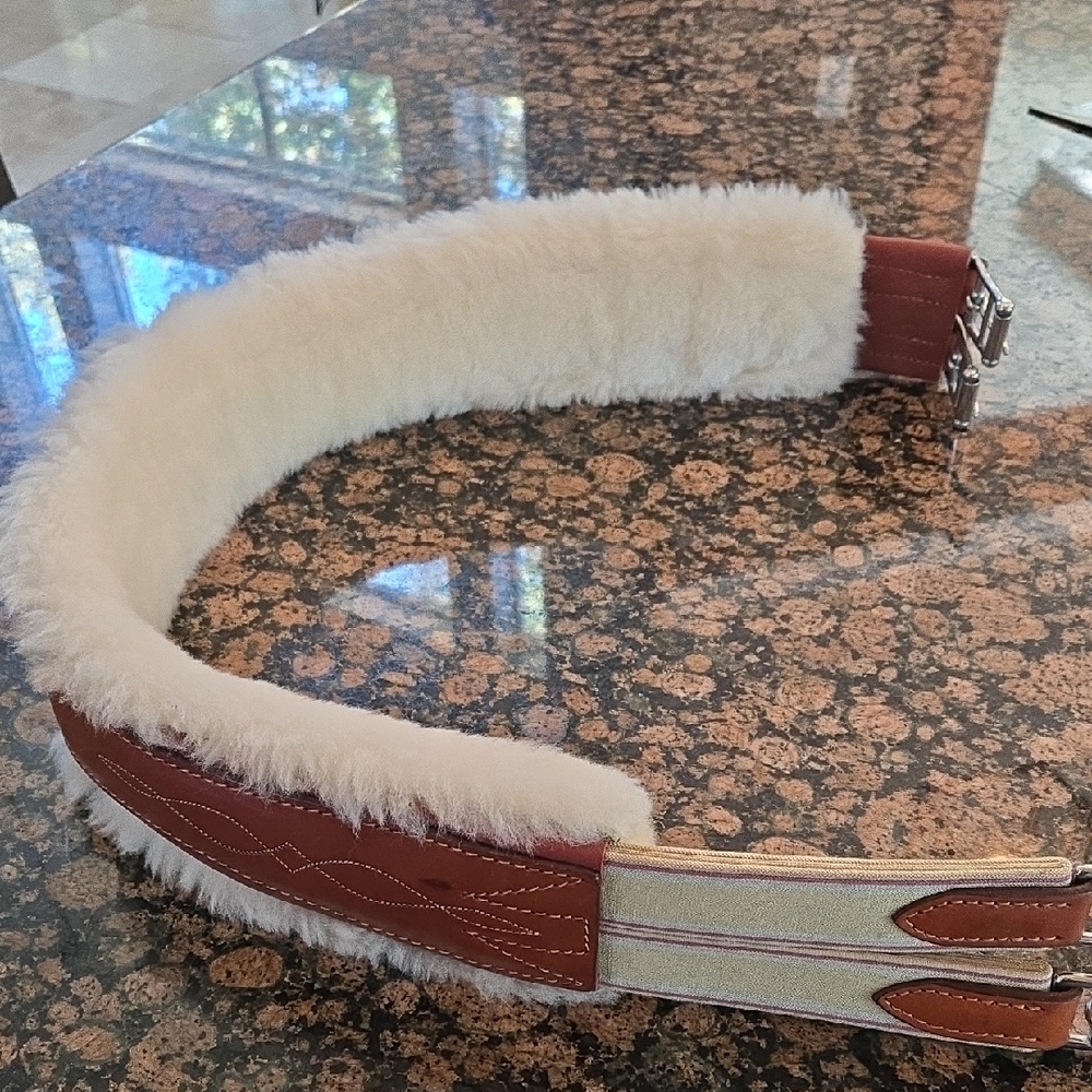 Edgewood Leather GIRTH 46 - Picture 3 of 5